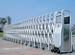 電動(dòng)伸縮門安全保護(hù)系統(tǒng)的設(shè)計(jì)與實(shí)現(xiàn)